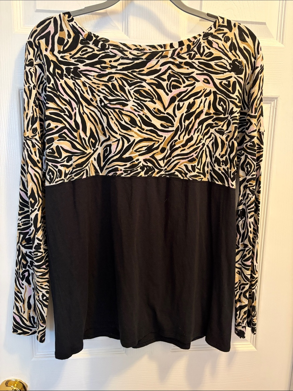 Lilly Pulitzer Black & Cream Animal-Print Long Sleeve Tee
